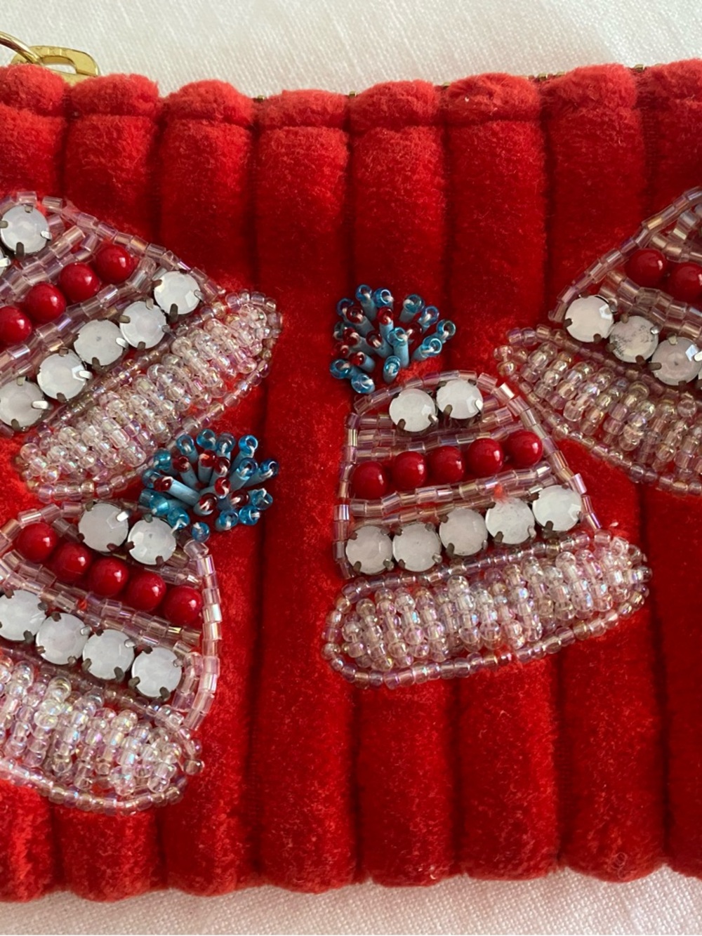 Anthropologie Beaded Coin Purse Holiday Icon Beanie Edition - Picture 6 of 10